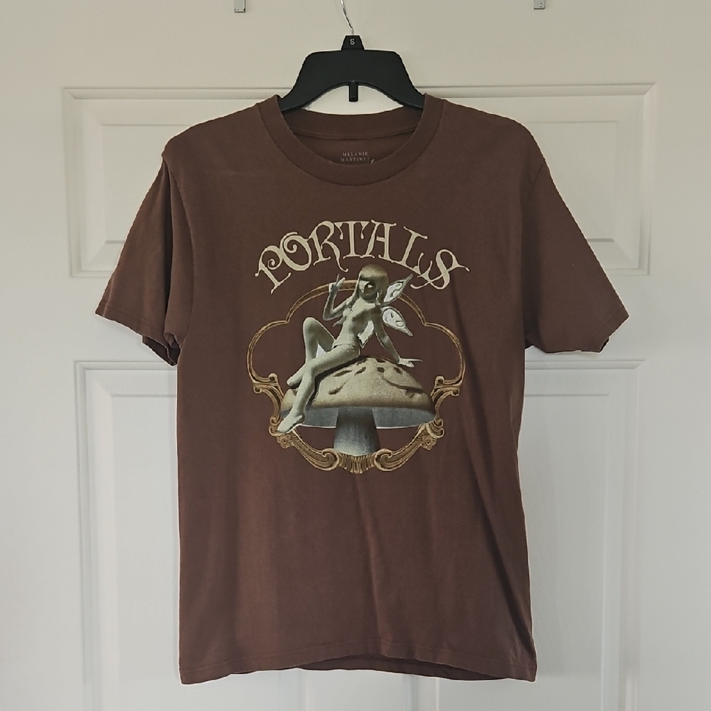 Melanie Martinez "PORTALS" show Tee